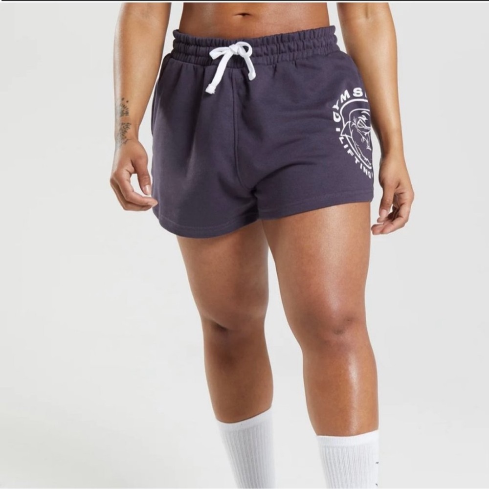 Gymshark LEGACY SHORTS-Rich Purple